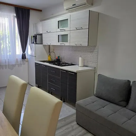 Apartmani Bulajic Krk Town Exterior photo